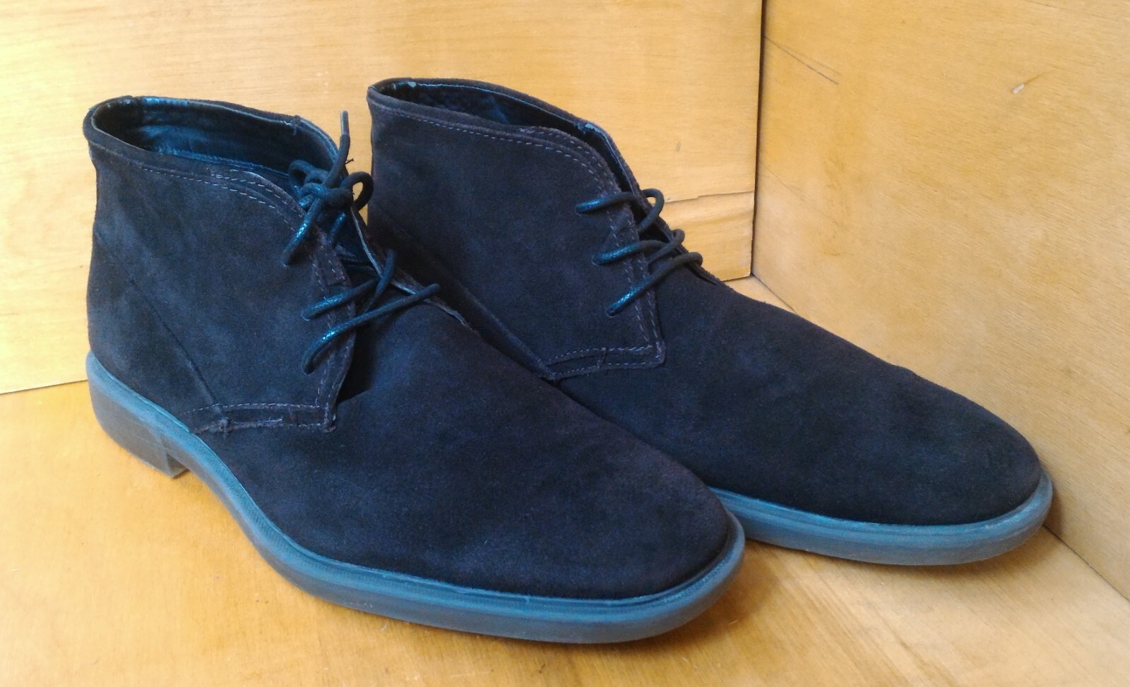 calvin klein men's ulysses suede chukka boot